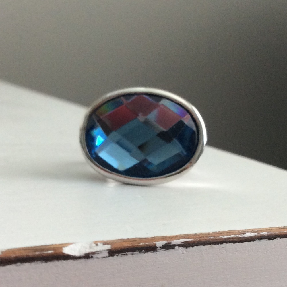 NWT Lia Sophia ring